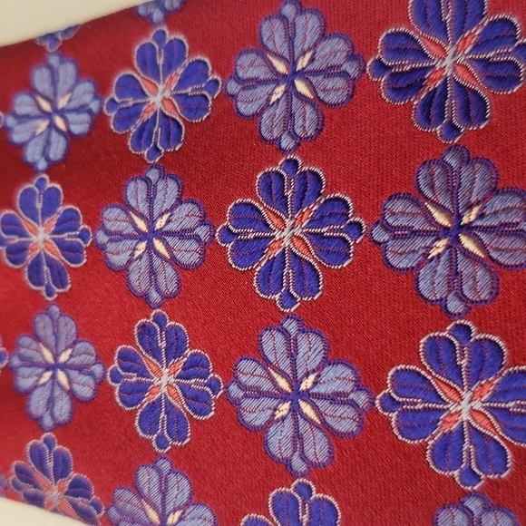 NORDSTROM Men's Tie Red Blue Floral 100% Silk - Picture 5 of 7